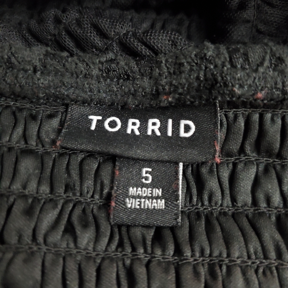 Torrid Lace Smocked Crop Top - Picture 6 of 9